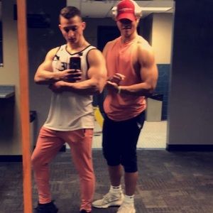 Meet your Posher, Eli